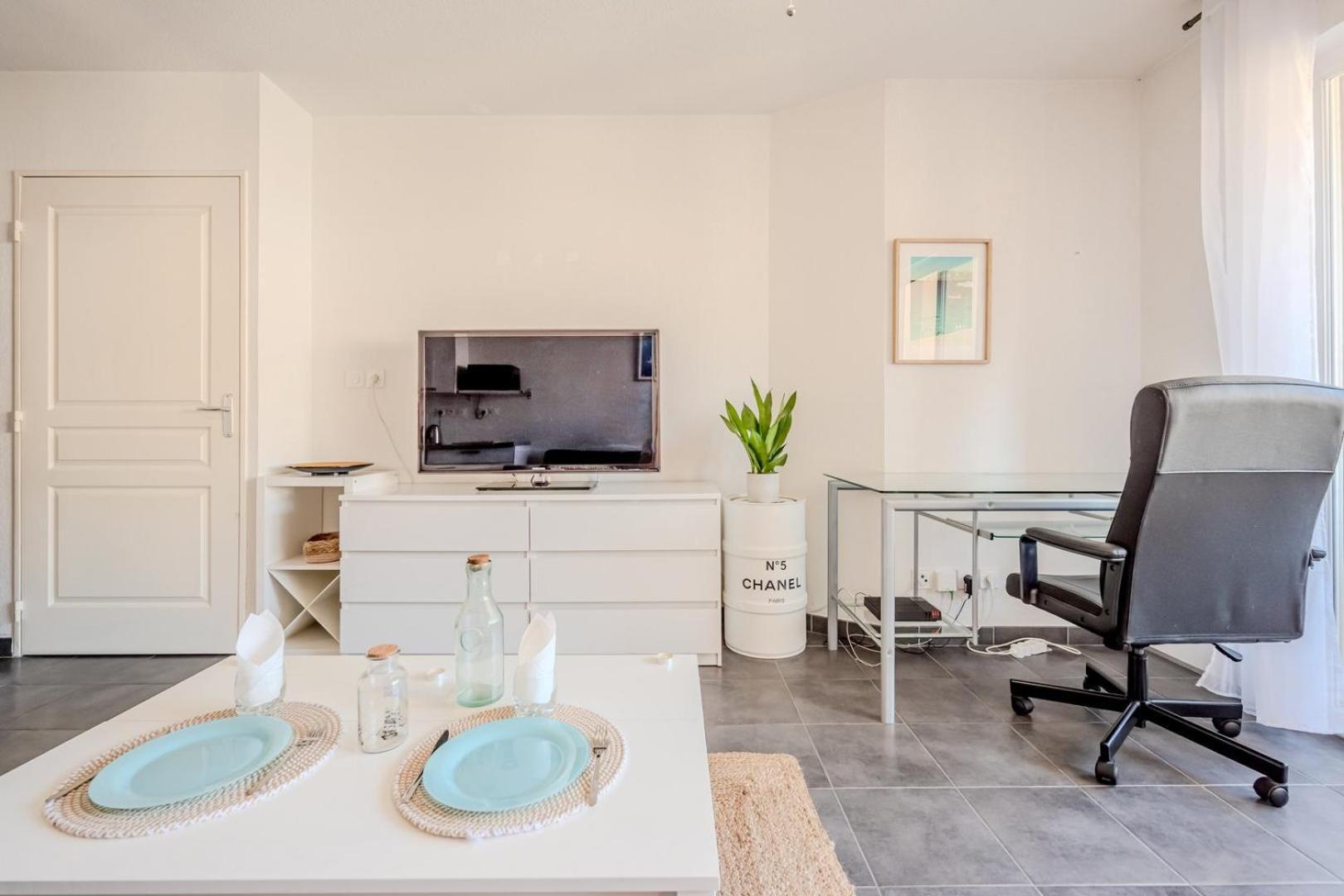 Le Neroli T2 Dernier Etage Avec Terrasse Et Garage Apartment Toulon Ngoại thất bức ảnh