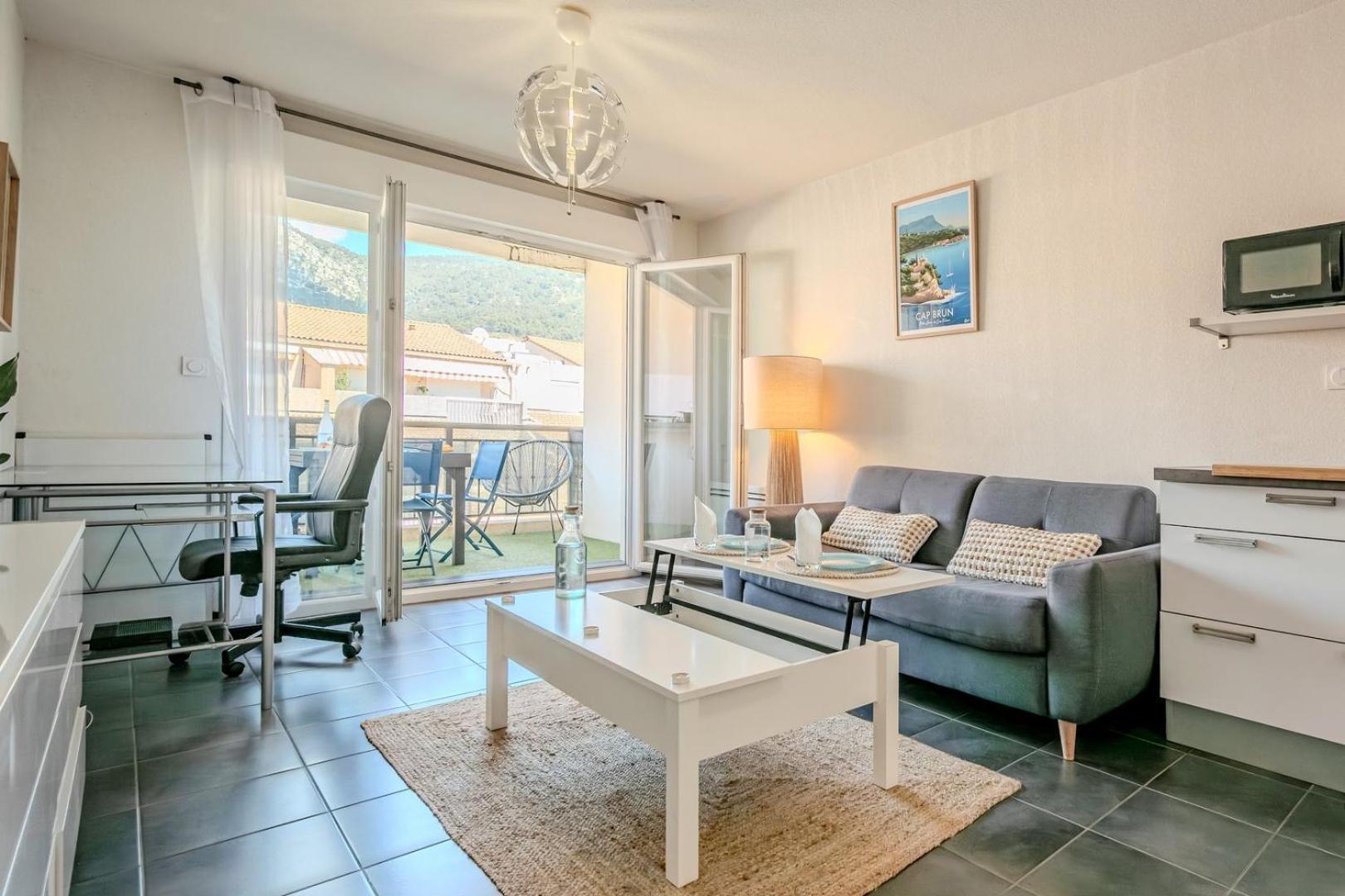 Le Neroli T2 Dernier Etage Avec Terrasse Et Garage Apartment Toulon Ngoại thất bức ảnh