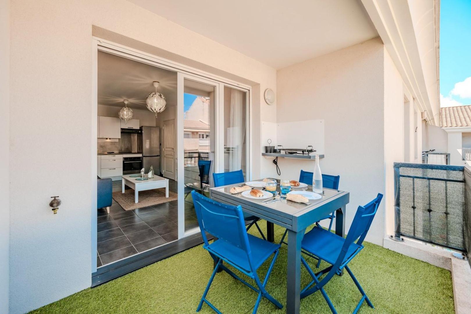 Le Neroli T2 Dernier Etage Avec Terrasse Et Garage Apartment Toulon Ngoại thất bức ảnh