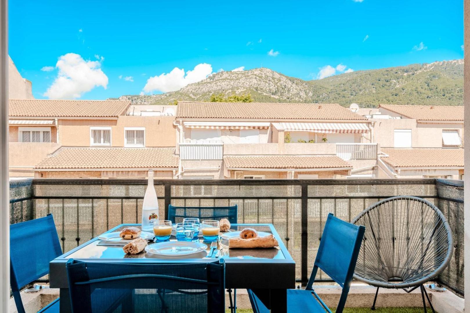 Le Neroli T2 Dernier Etage Avec Terrasse Et Garage Apartment Toulon Ngoại thất bức ảnh
